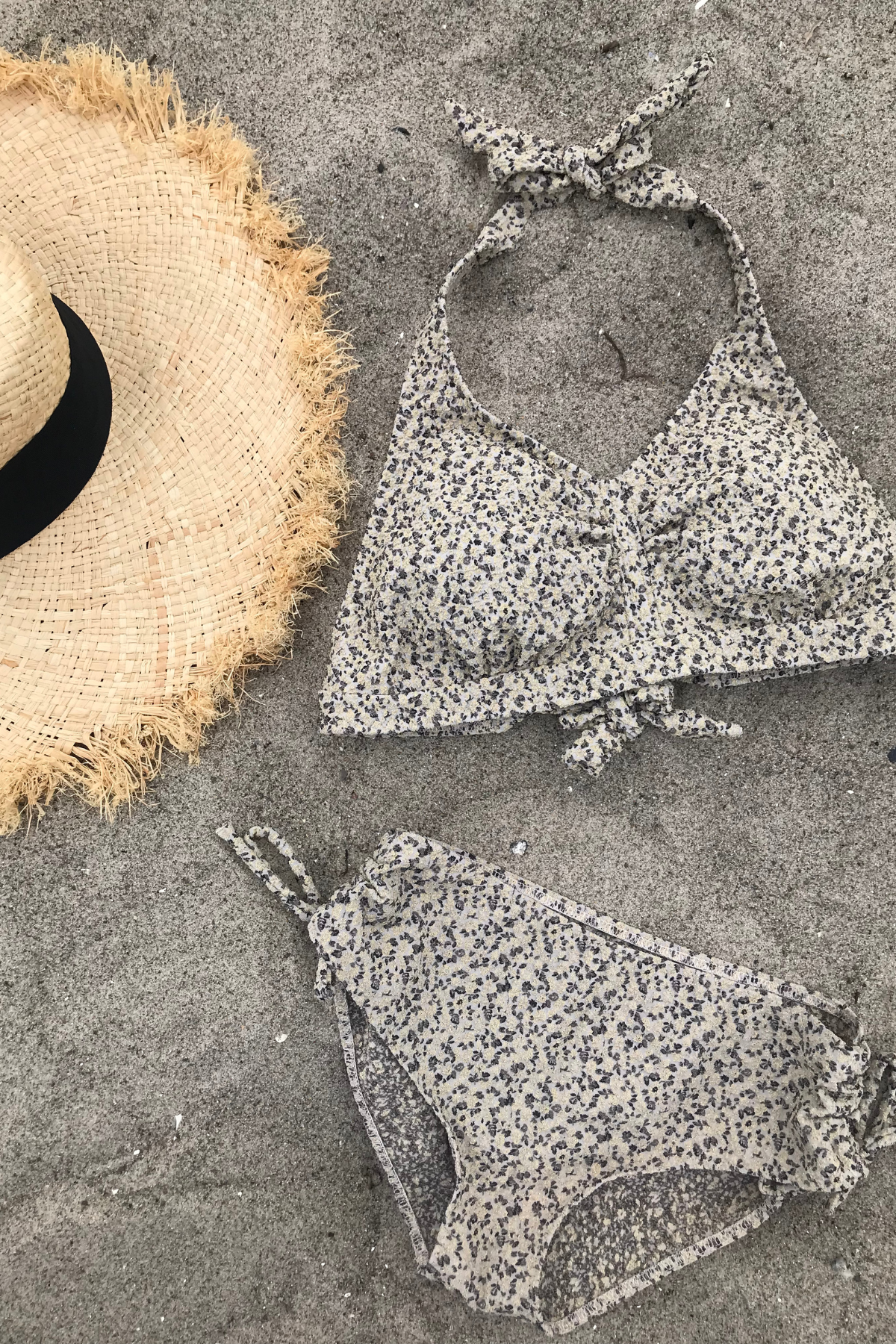 Gold Flower bikini top helskål