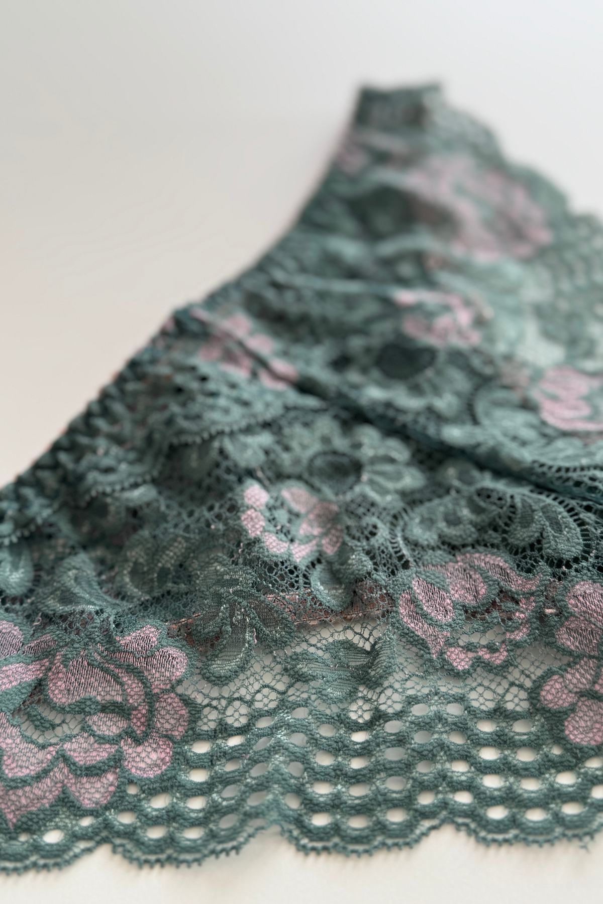 Miss Margot brazilian trusse