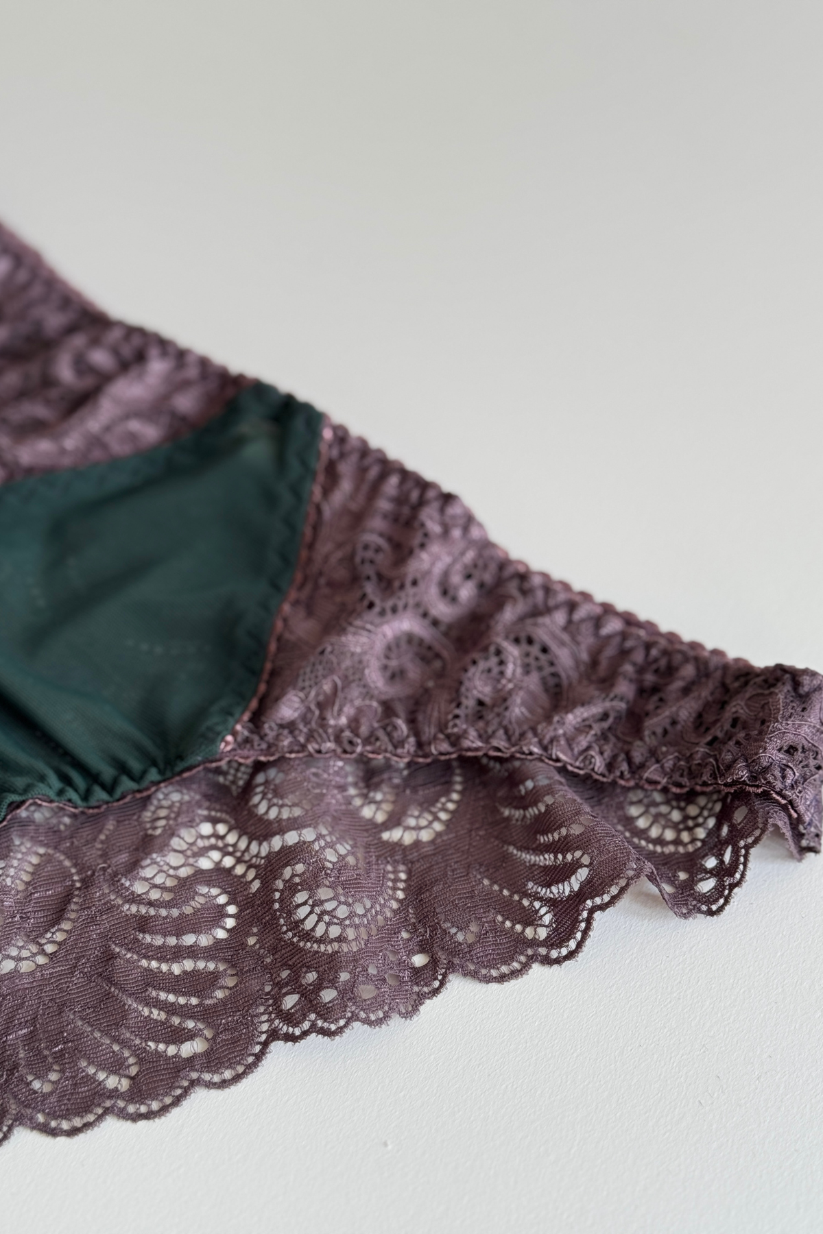 Miss Poppy brazilian trusse