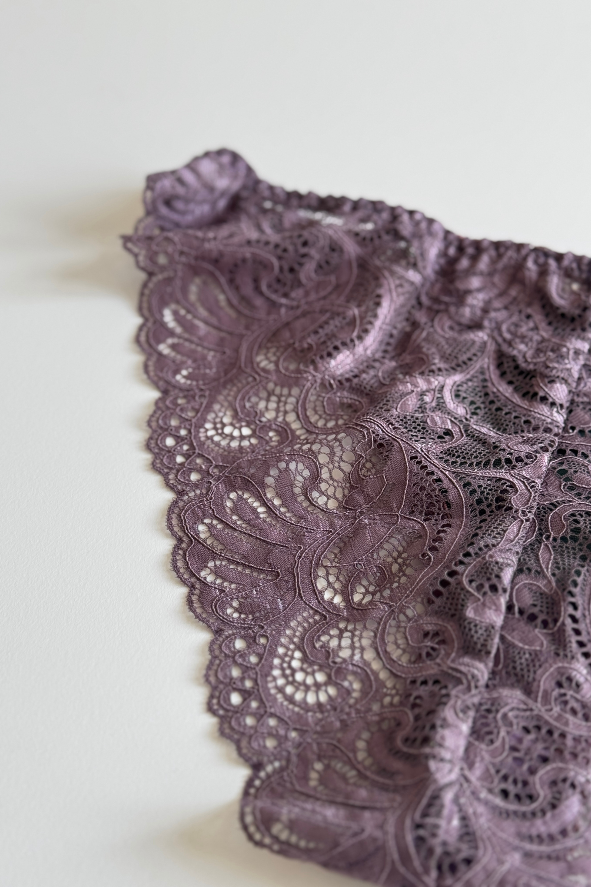 Miss Poppy brazilian trusse