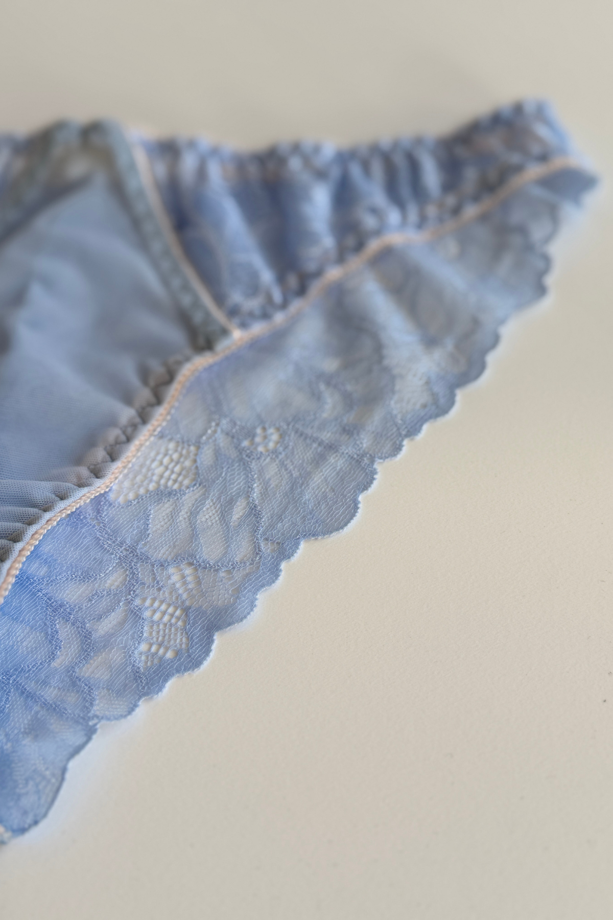 Miss Mimi brazilian trusse