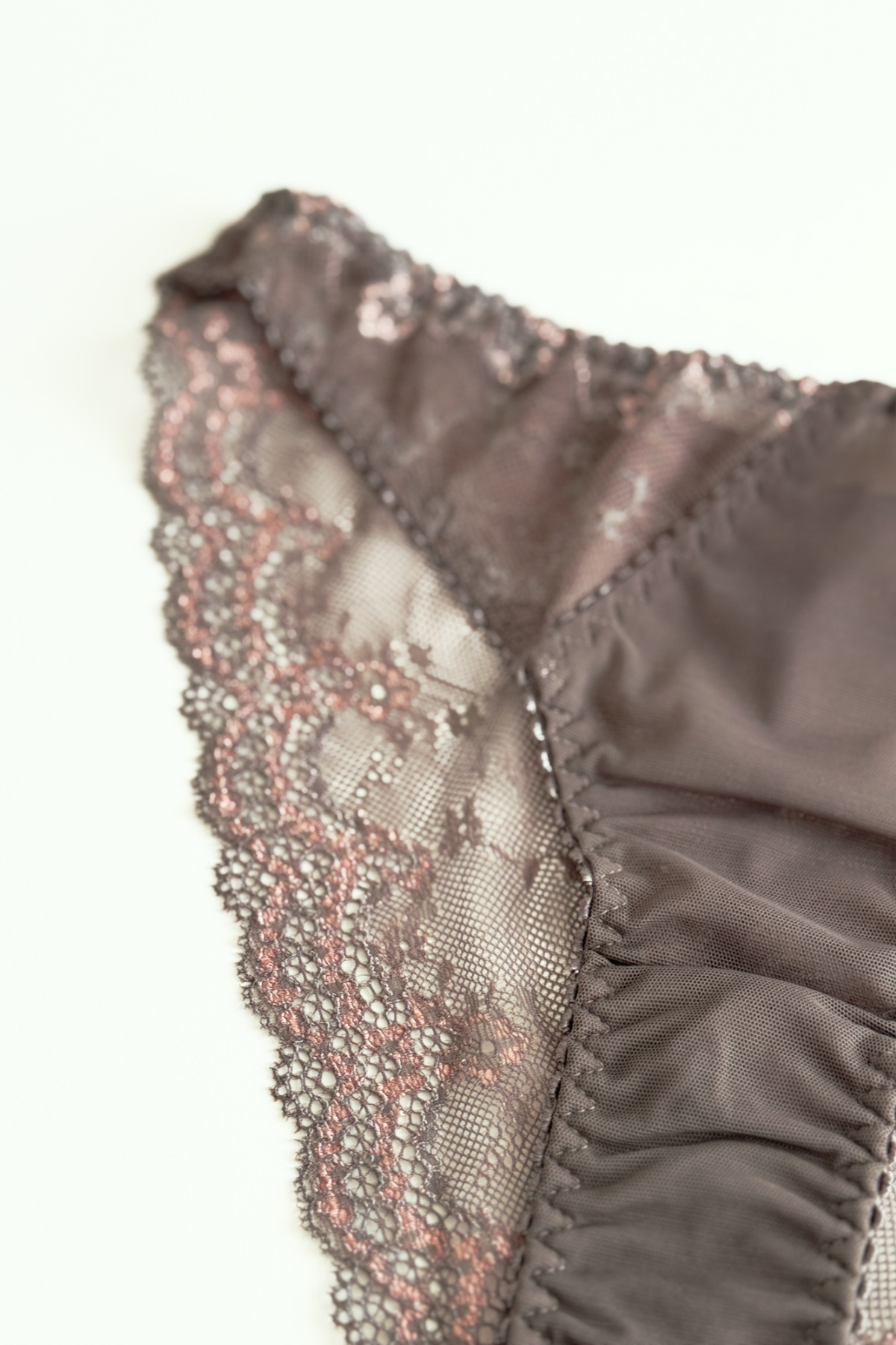 Miss Anais brazilian trusse