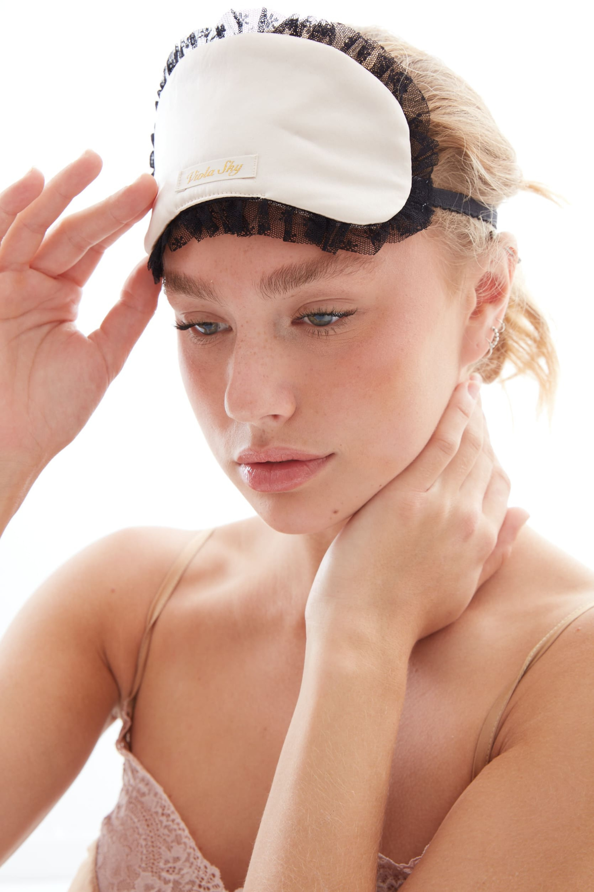 Miss Holly Blue silke sovemaske