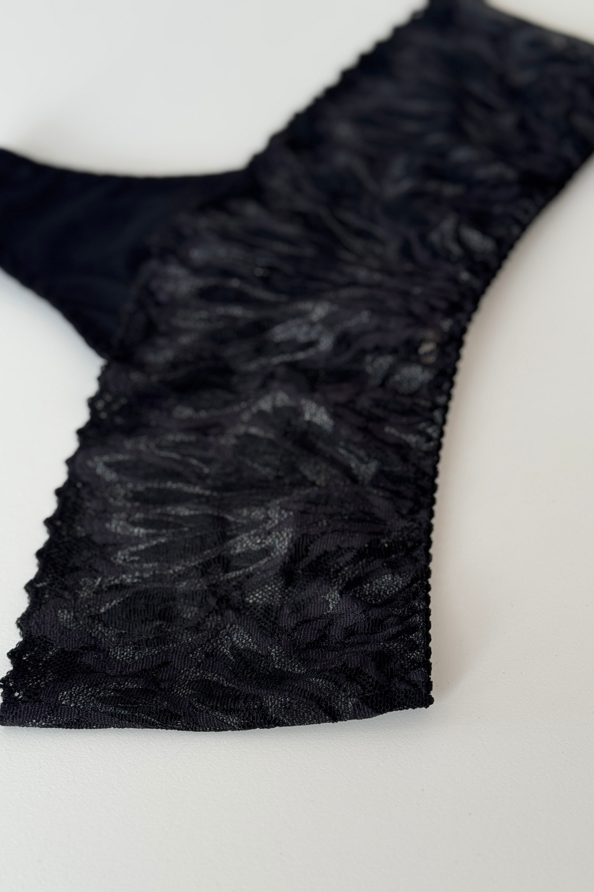 Miss Madeleine hipster string