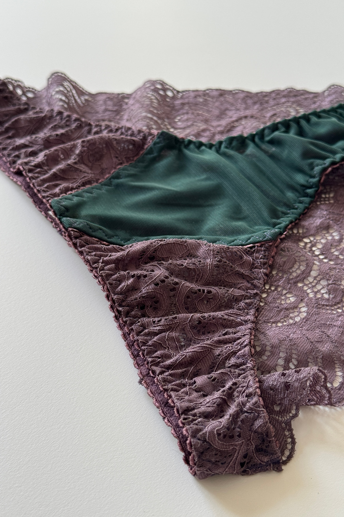 Miss Poppy brazilian trusse